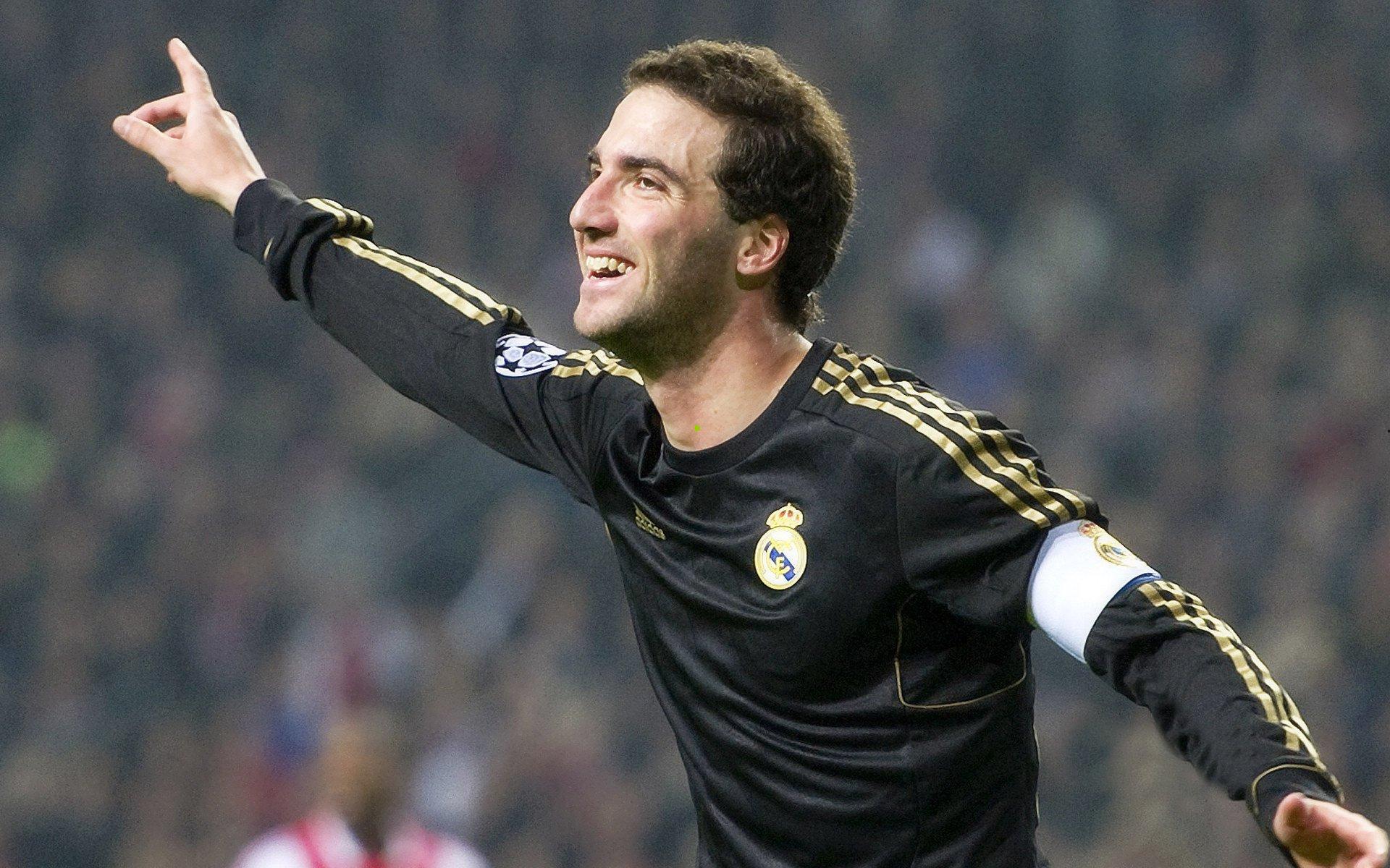 小露峥嵘,标王斯坦丘映照三镇征程,警钟长鸣避旧路